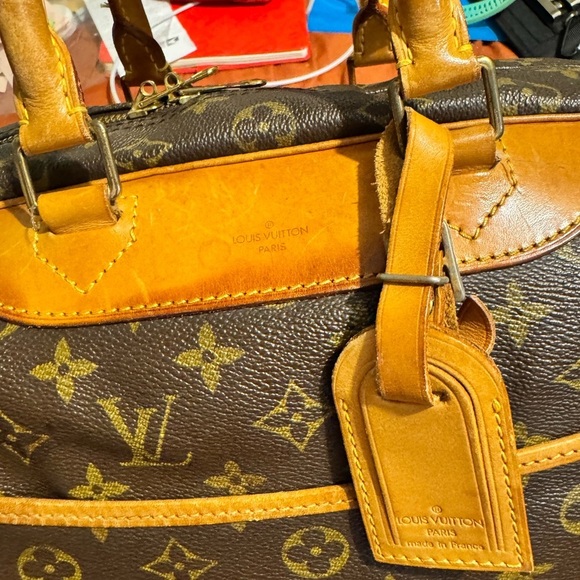 Louis Vuitton Monogram Handbag Deuville - Picture 4 of 16